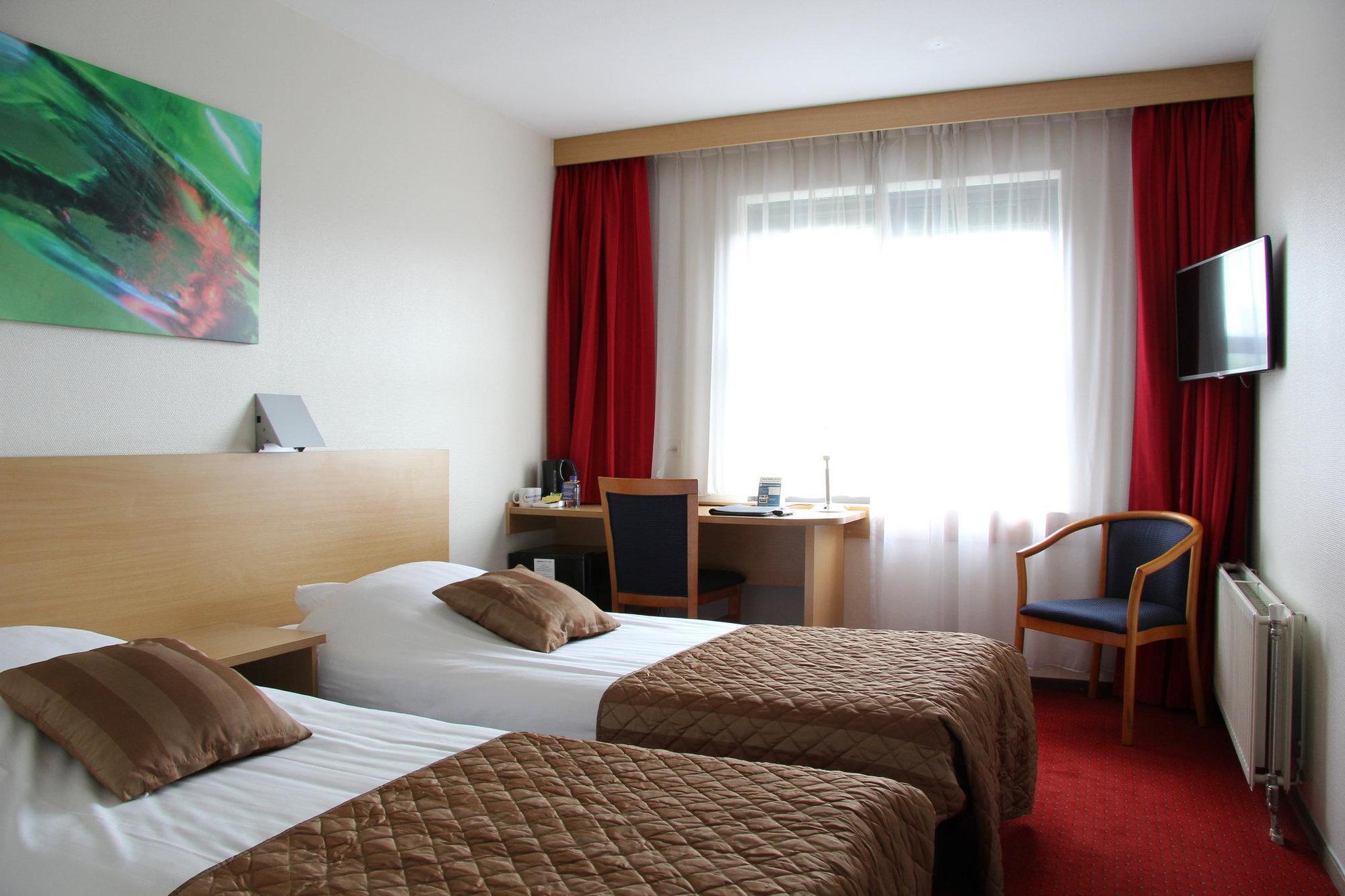 Bastion Hotel Барендрехт Экстерьер фото